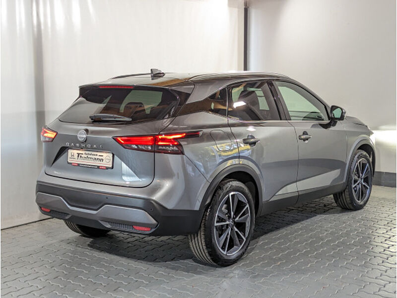 Nissan Qashqai 1.3 DIG-T MHEV Tekna Xtronic  4x4, Bose, Design-Paket