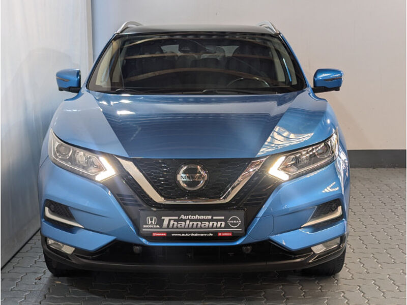 Nissan Qashqai 1.3 DIG-T N-Connecta Panorama-Dach