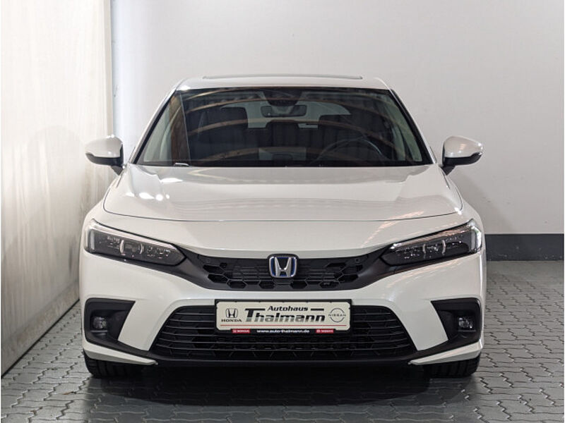 Honda Civic e: HEV Advance